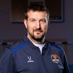 Лебедев Роман